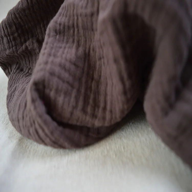 Двухслойная плотная бамбуковая ma хлопковая льняная ткань шириной 1,3 м, плиссированная ткань в китайском стиле, однотонная летняя одежда, платье, сделай сам - Цвет: Черный кофе