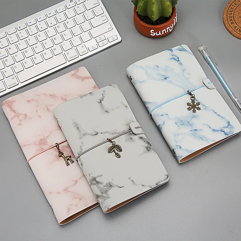 

Creative stable pattern Loose-leaf refillable detachable hand book stationery notebook Strap small fresh and simple note A5 A6