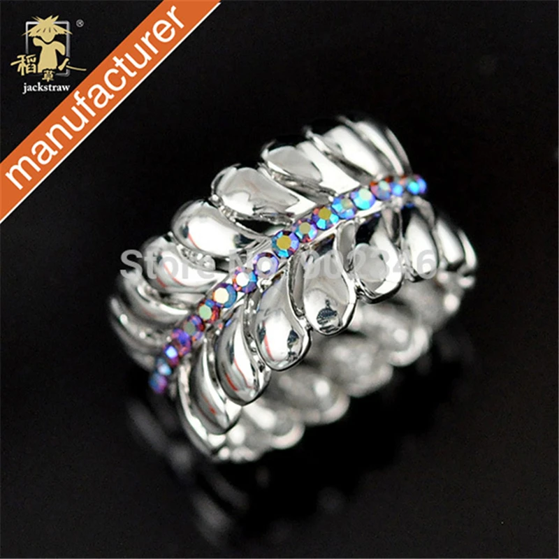 

New Arrival jewelry vintage round leaves silk scarf clip rhinestone brooches for women