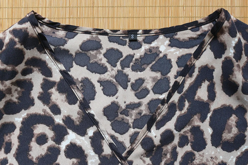Сексуальное леопардовое платье женское летнее шифоновое платье трапециевидной формы свитер с рукавами-клеш мини-накидка с v-образным вырезом Платья для вечеринок