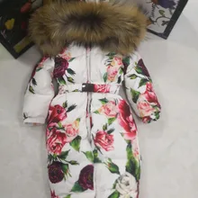 Детская верхняя одежда с капюшоном и натуральным мехом; коллекция года; зимняя куртка; детские куртки; Детский комбинезон; зимний костюм; пуховые комбинезоны с цветочным рисунком для маленьких мальчиков и девочек