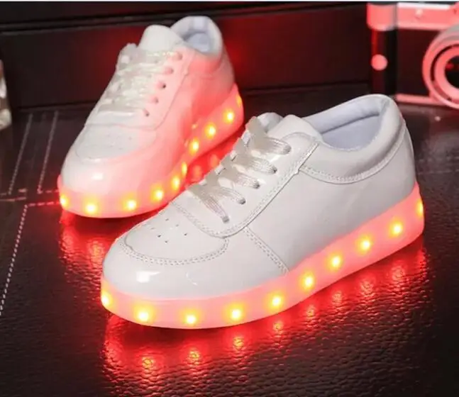 

2017 Led Pour Children Shoes With Light Up Schoenen Kids Chaussure Lumineuse Enfant Garcon Casual Boys Lighting For Girls SHOES