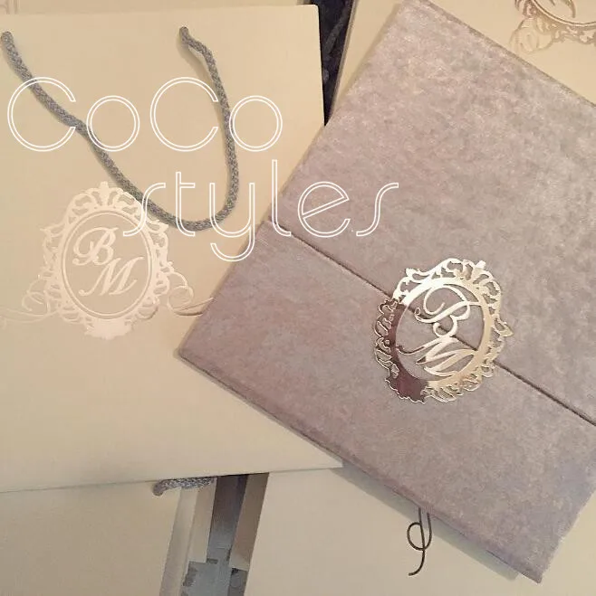  Cocostyles velvet hard cover wedding invitation card with acrylic decoration and outer mailing box  - 32864577993