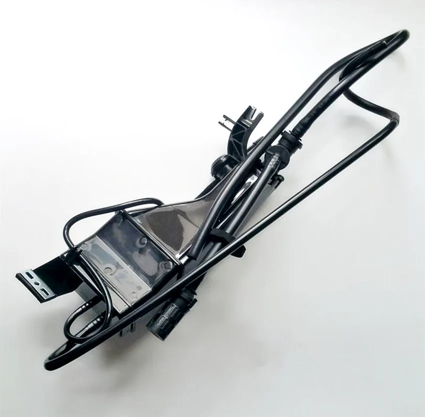 Carbon Charcoal Canister & Hose For Passat B5 1.8 1.8T 2.0 3B0201803C