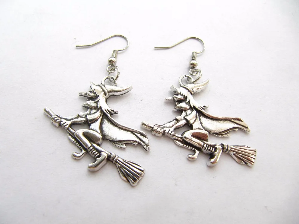 2pairs .Halloween Jewelry..Witch Earrings..Wicked Witch Costume..Witch
