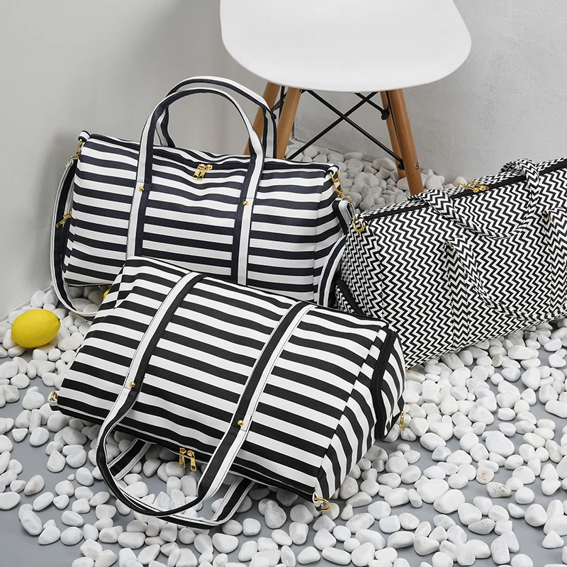 

Coofit Casual Stripe Wavy Unisex Handbag Large Capacity PU Leather Crossbody Bag For Women Man Weekend Travel Bag Tote 2018 New