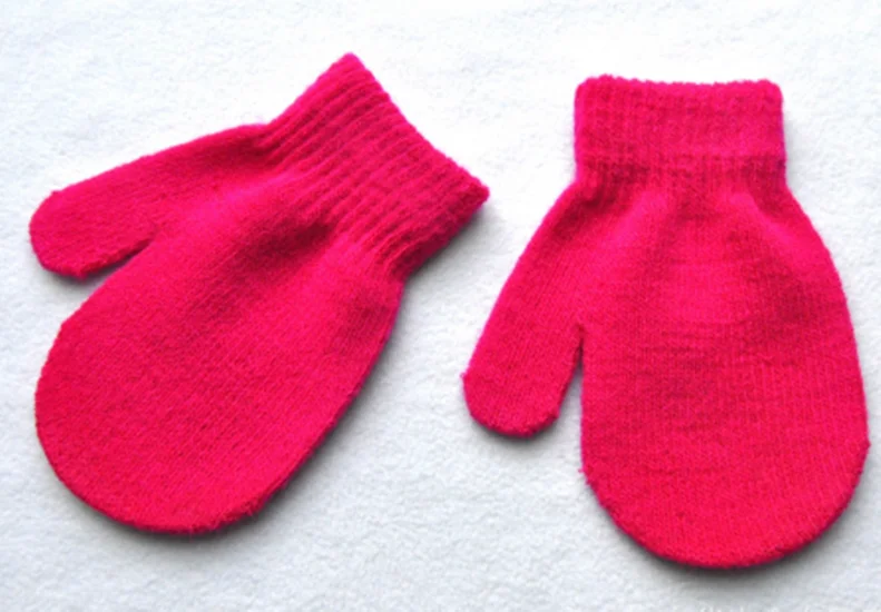 Лидер продаж, красные варежки для малышей, перчатки для мальчиков и девочек, однотонные зимние теплые удобные детские перчатки, 7 цветов - Цвет: rose-red