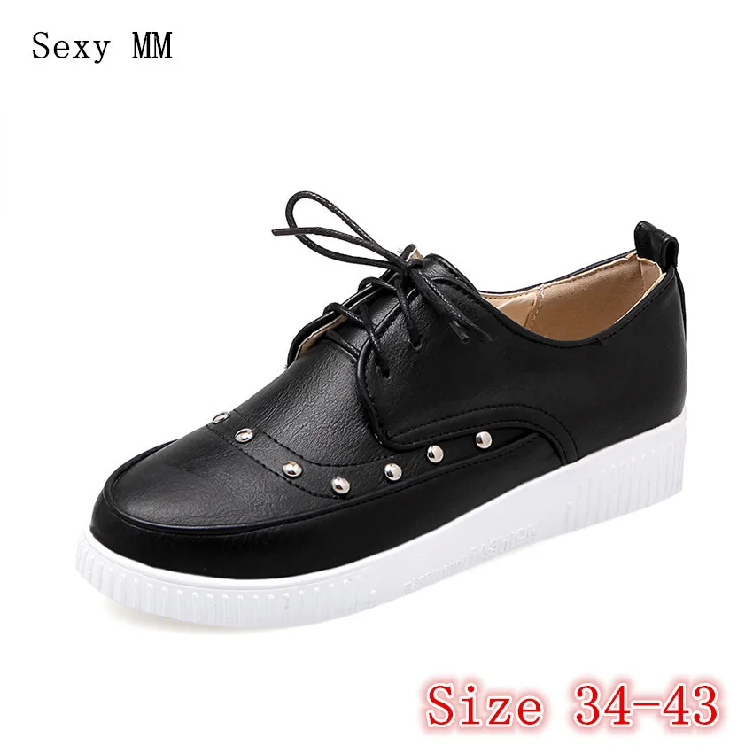 

Flats Women Loafers Trainers Breathable Woman Shoes Casual Skate Walking Flat Platform Shoes Plus Size 34 - 40 41 42 43
