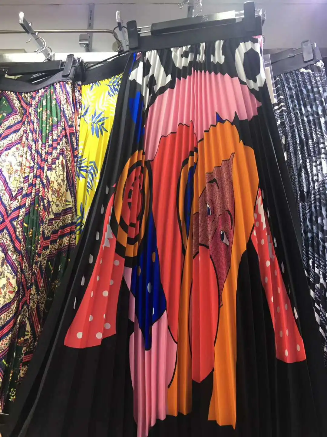 Для женщин плиссированные юбки для девочек новые летние модные Винтаж Chic юбка Письмо печати уличная чешские Юбки-миди дамы костюмы