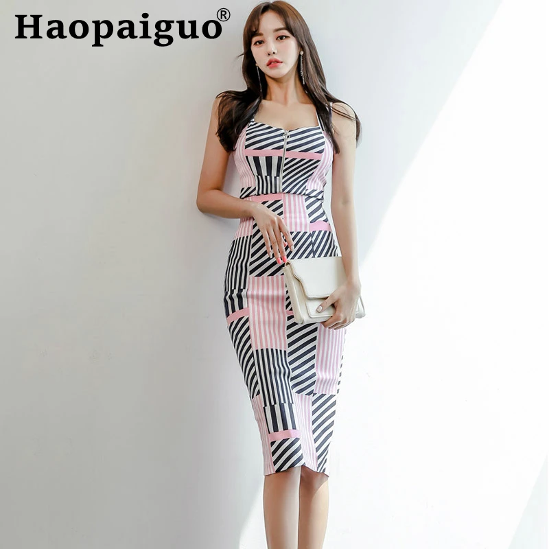 

Big Size 2019 Summer Casual Korean Two Pieces Set Sleeveless Blouse Zipper and Bodycon Mini Skrit Print Striped 2 Pieces Set