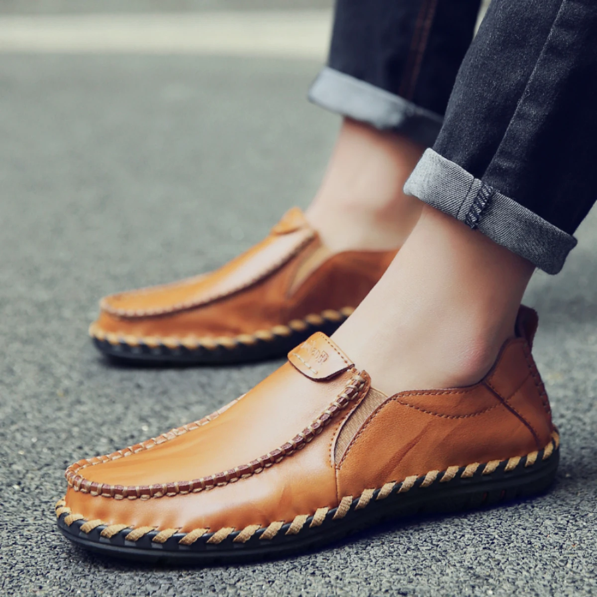 

New Fashion Men Casual Shoes Slip On Breathable Men Flat Driving Moccasins High Quality Men Loafers