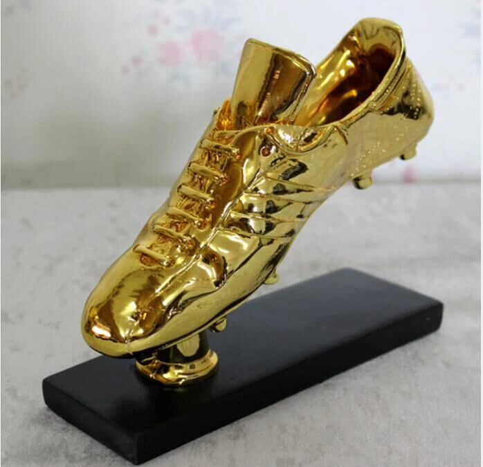 1 1 サイズサッカーゴールデンブーツ靴トロフィーレプリカをゴールデンブーツ賞サッカーシューズファンお土産 Trophy Replicas Golden Boot Awardshoe Trophy Aliexpress