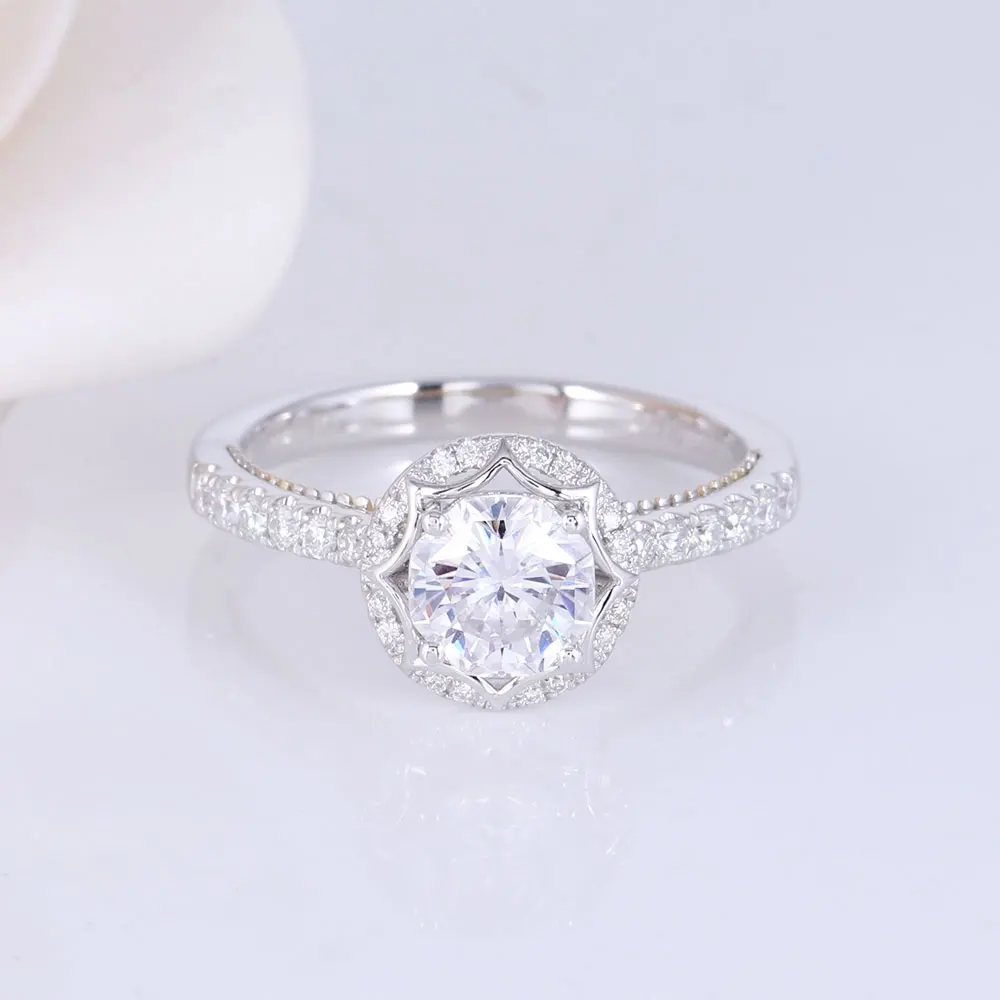 Octagon-moissanite-engagement-ring (2)