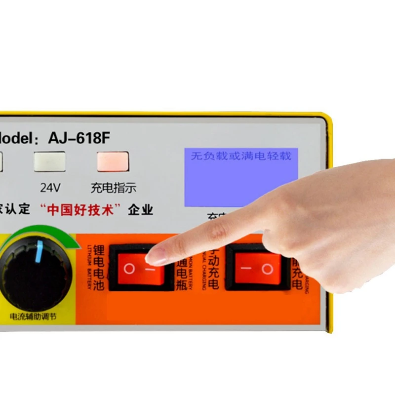 Tanie Automatyczna inteligentna naprawa impulsów typu 12 V 24 V 400Ah ładowarka samochodowa Aj 618
