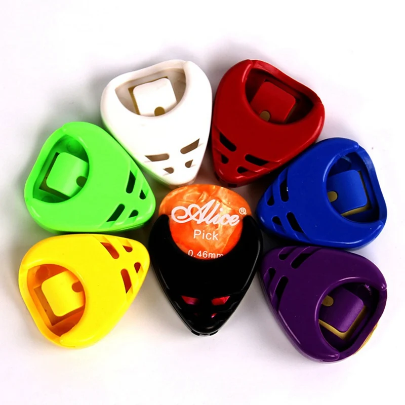 

2018 Hot Small Beautiful Box Guitar Pick 7 Color 3.5cm High Quality Plastic Material Guitar Accessories Guitar Picks Box Boxes
