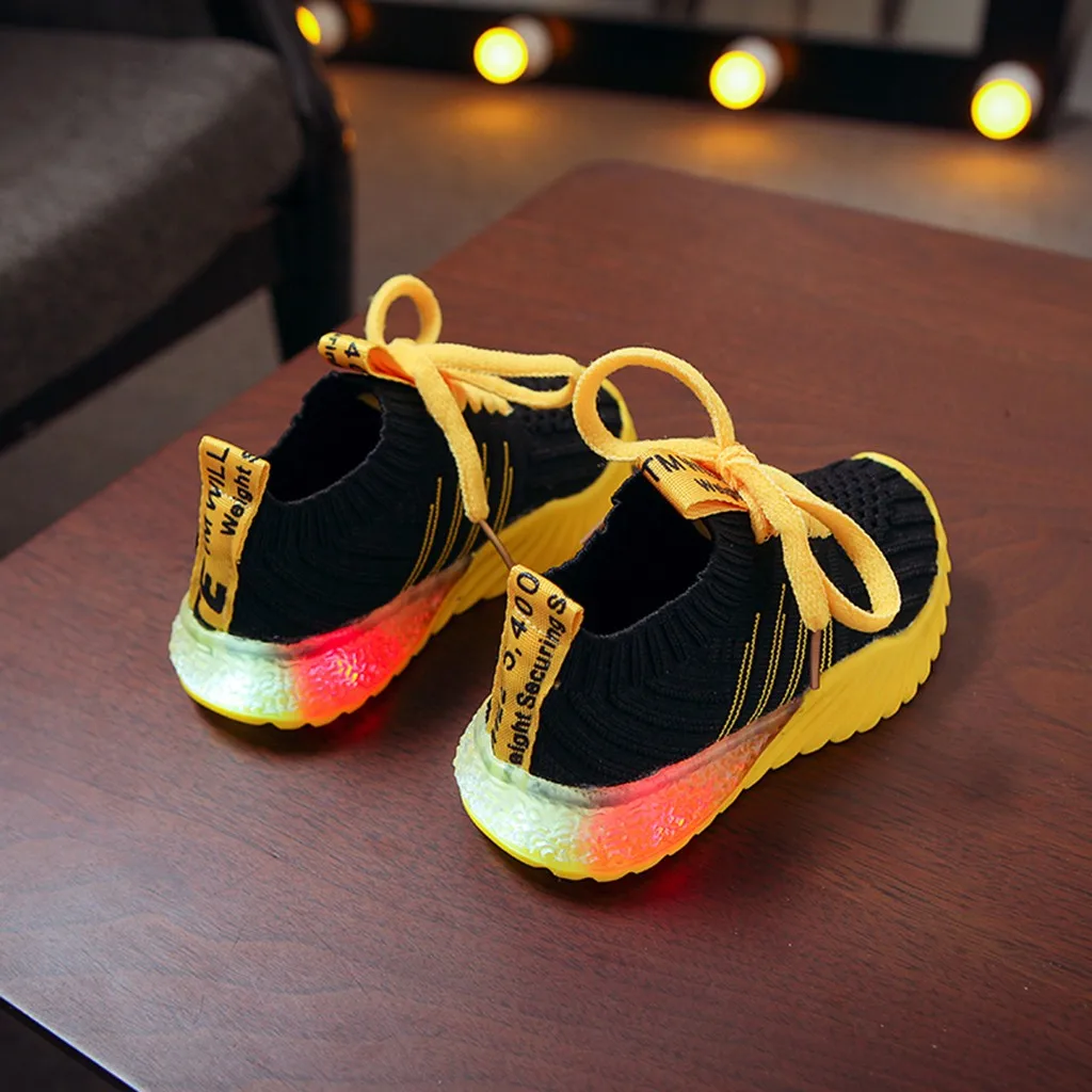 Детская светодиодный кроссовки для маленьких мальчиков и девочек спортивная обувь дети юбка из сетчатой ткани светодиодный световой удобные спортивные беговые Zapatillas детская светильник обувь на шнуровке