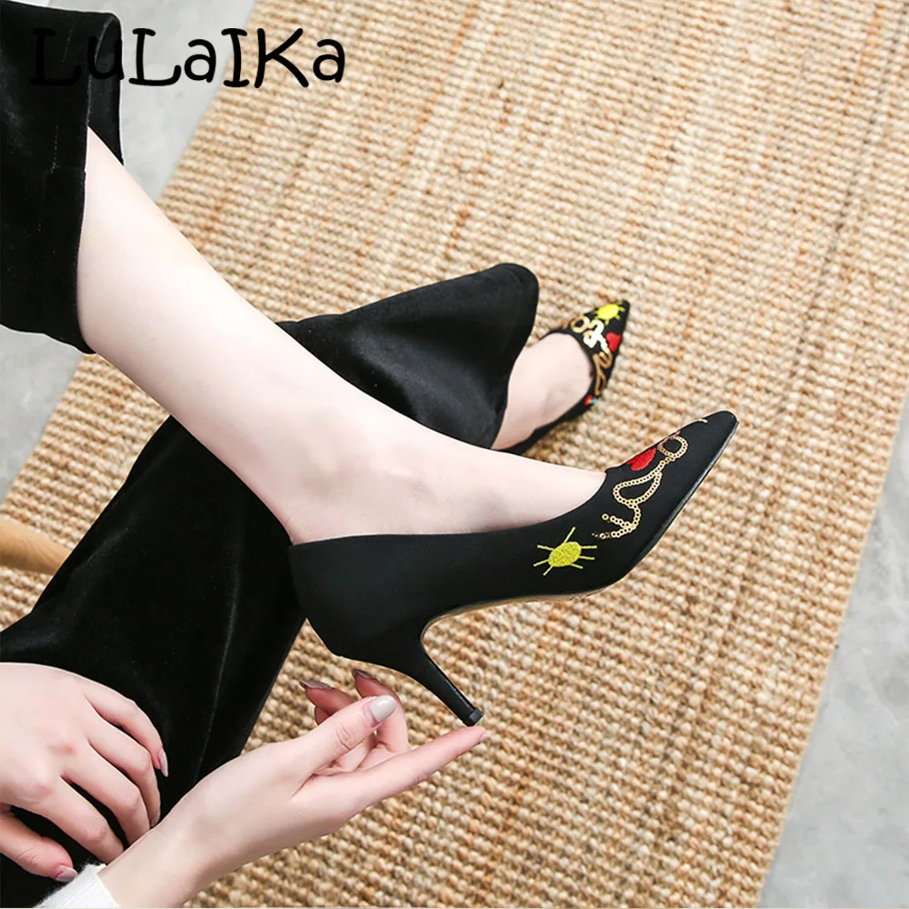 Zehe Stilettos Hochzeit High Schuhe Bling Schwarz Spitz Sticken Dame Party Sexy Pailletten Blume Frau Pumps Heels Neue Marke cjALqR3S54