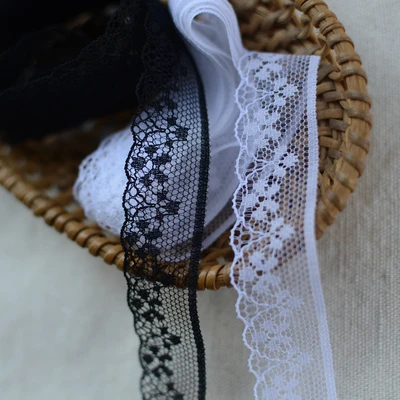 

Beige lace small lace width of 1.6 cm
