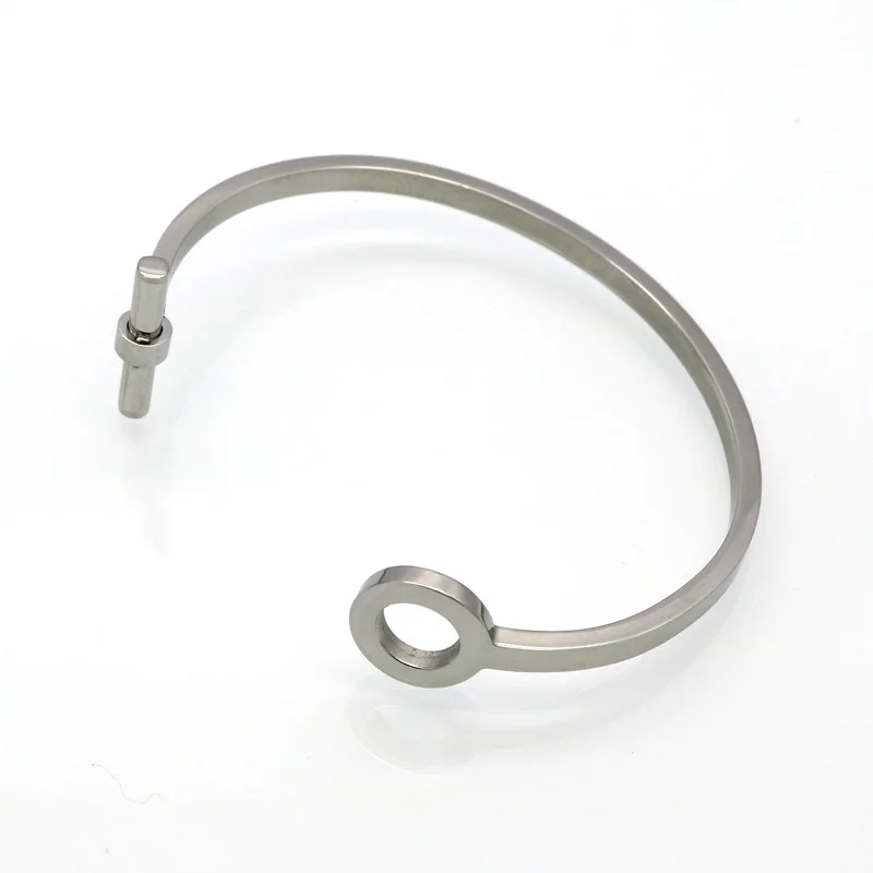 3698340168_1925281236