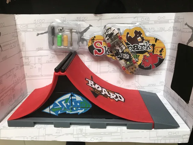 US $8.88 Skate Park Ramp Parts for Fingerboard Finger Board (A)