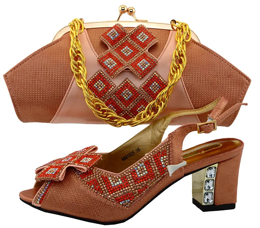 MM1025 Peach