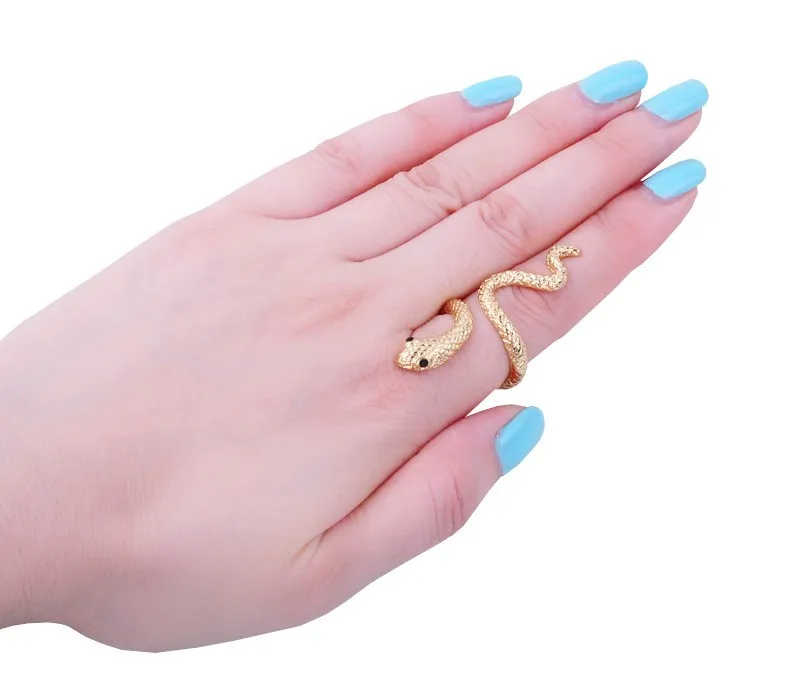 2017 Fashionable Gold Decorative pattern Crystal Snake Shaped Woman Ring Top Quality Party Jewelry R008