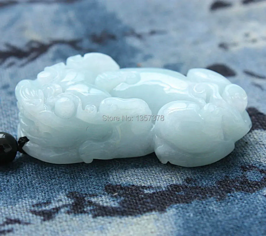 

huij 002711 100% Natural Hand-carved Brave troops Chinese Jade Pendant