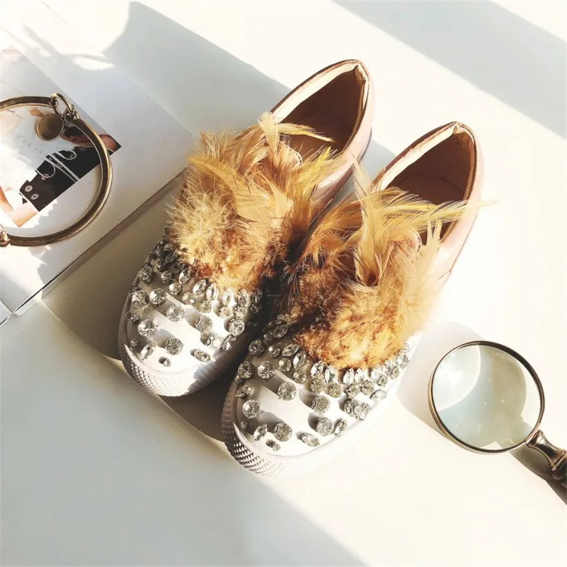 Plat Patckwork Strass Mocassins Soie Satin on De Chaussures Furry Cristal Femme Casual Feather Embelli beige Fourrure red Dames Black Slip hdsQrt
