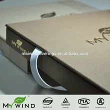 Книга с образцами обоев