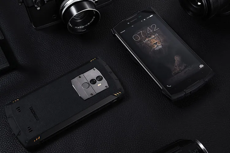 DOOGEE S55 6GB RAM 64GB ROM MTK6750T 1.5GHz Octa Core 5.5 Inch IPS Corning Gorilla Glass 3 Screen IP68 Waterproof Dual Camera Android 8.0 4G LTE Smartphone