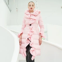 YNZZU элегантный женский пуховик с оборками зимнее розовое длинное теплое Женское зимнее пальто из гусиного пера размера плюс O565