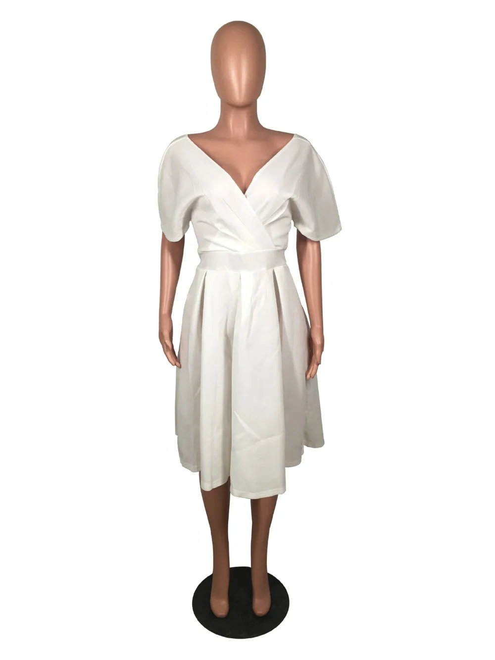 8821638213_136178077