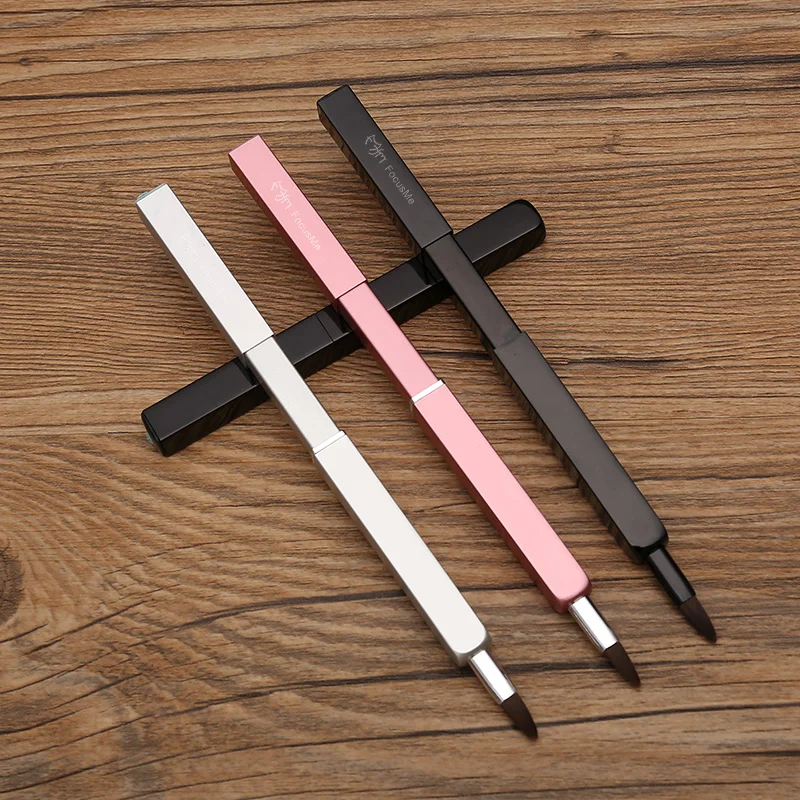 

Professional Portable Makeup Brushes for Lipstick Retractable Lip Brushes Multiple Colour Lipstick Brush