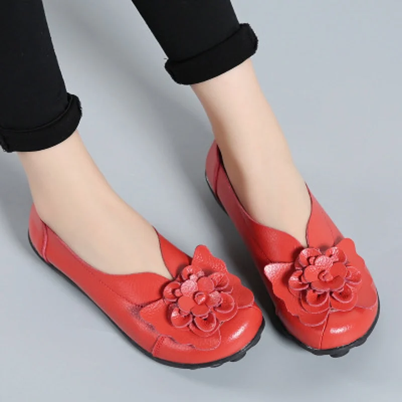 

2018 spring and summer new casual comfort bean shoes women's shoes four seasons flat pure color shallow mouth wild shoes