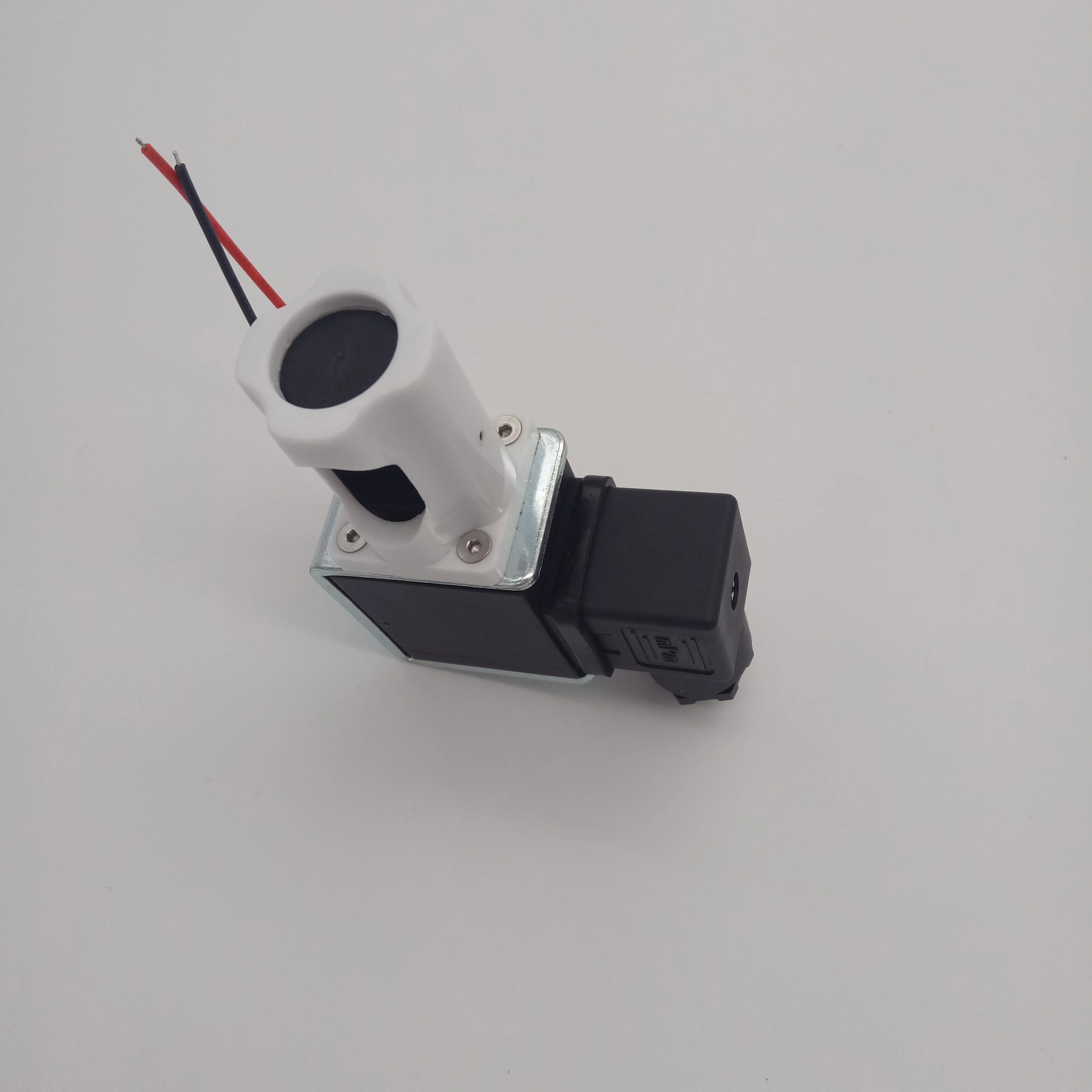 Нормально открытый большой диаметр зажимного клапана