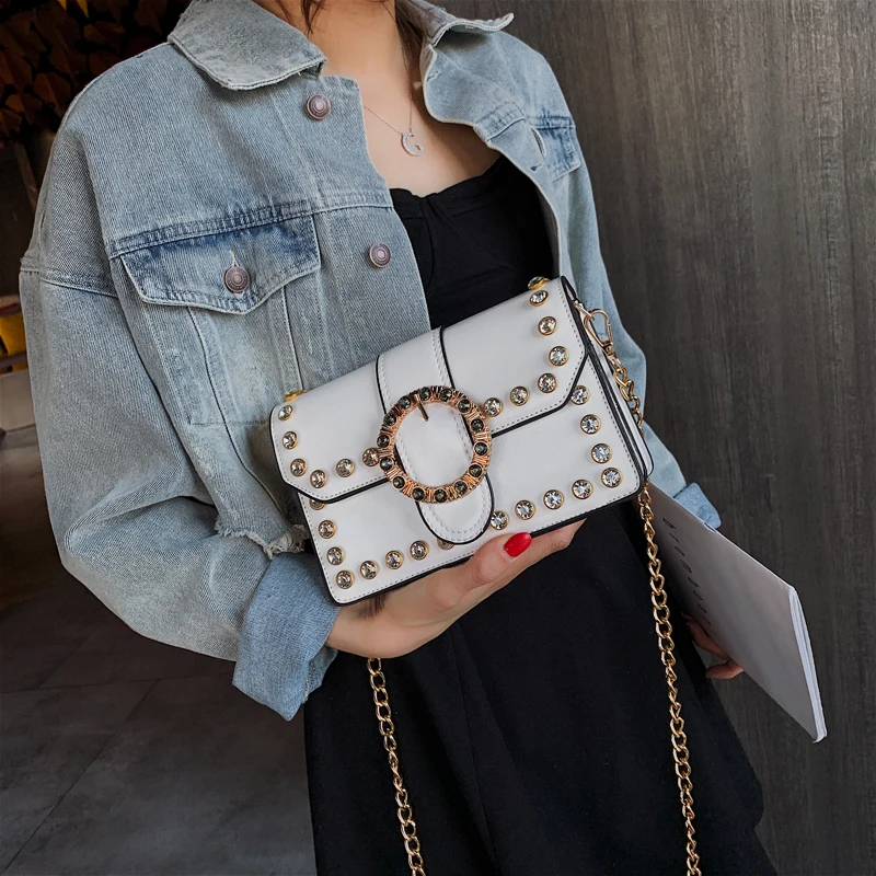 

Bag for Women 2019 Luxury Handbags Women Bags Designer Rivet Crossbody Bag White Yellow Green Pink Blue Chains Bags Sac A Main