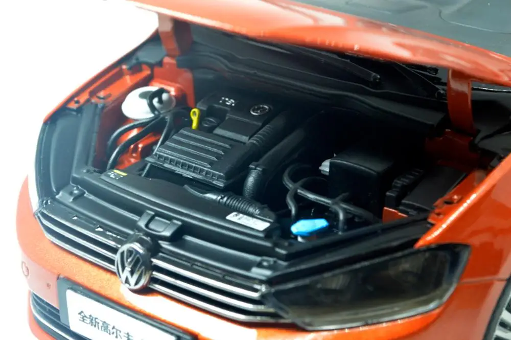 1/18 1:18 1 18 масштаб VW Golf Sportsvan 2018 красная статическая имитация литая под давлением