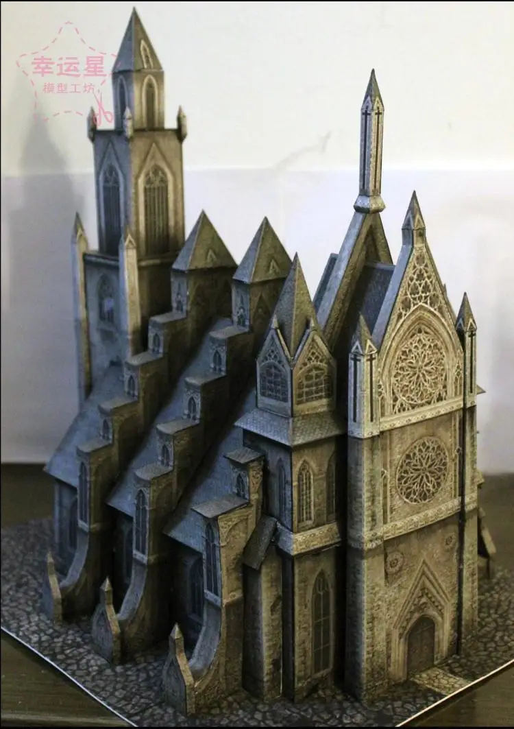 Бумажная 3D модель для рукоделия средневековой архитектуры православного храма