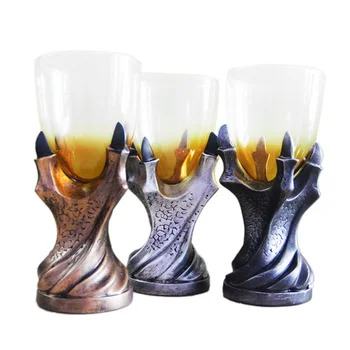 

New Type 3D Stereoscopic Dragon Claw Resin Glass Goblet Bear Whiskey Dragons Gothic Cups And Mugs Drinking Supplies X1625
