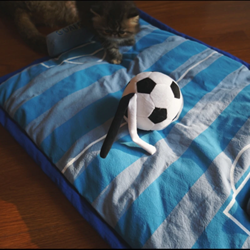 

European Cup Football Stadium cat/dog bed