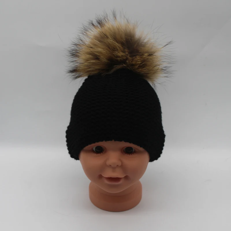 Детская зимняя шапка с помпоном из натурального меха енота|raccoon fur pompom hat|fur hatpompom hat