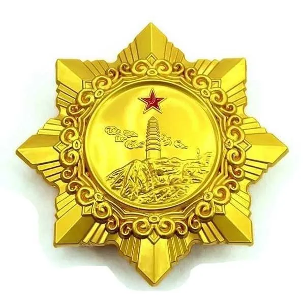 

Custom Gold Star Badge cheap Design Souvenir Metal Badges