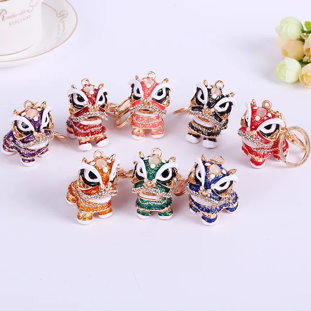 

2019 Chinese Style Cute Lion Dance keychain Model Inlay Rhinestone lion dance keychains Woman's Key Chains Car Key Ring Pendant