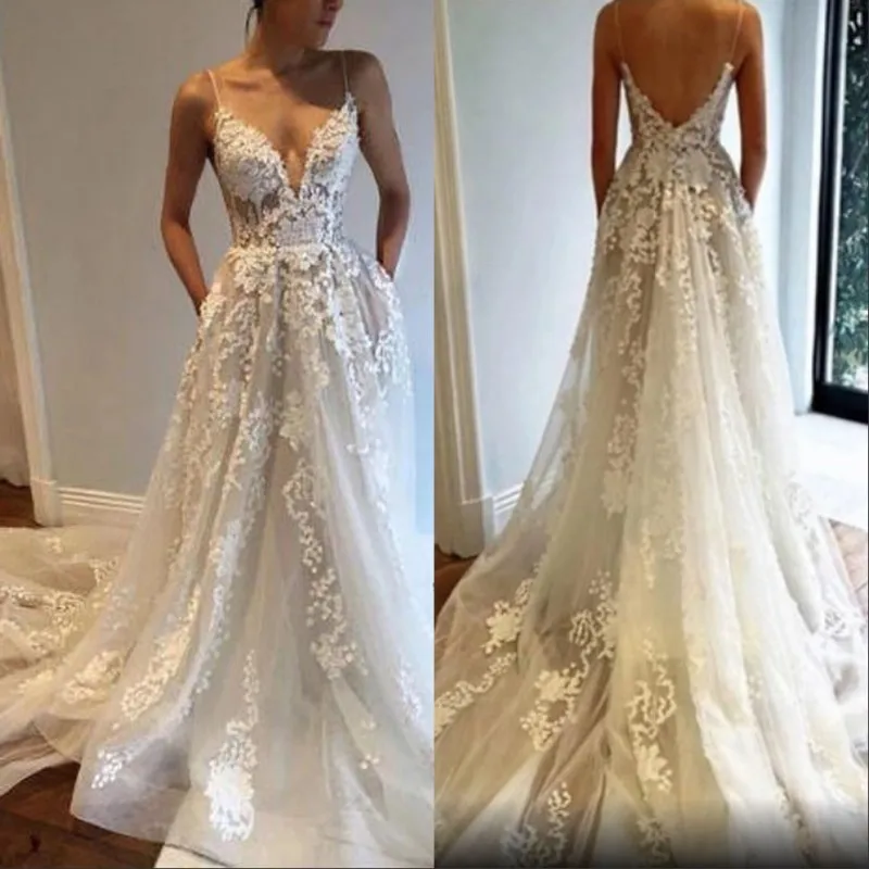 

Newest Spaghetti Straps Floor Length A-Line Tulle Lace Applique Wedding Dresses Court Train Lace Bride Gowns