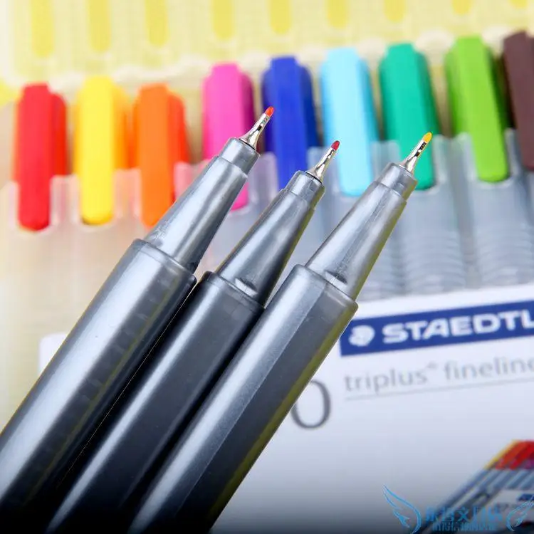 fine point coloured pens