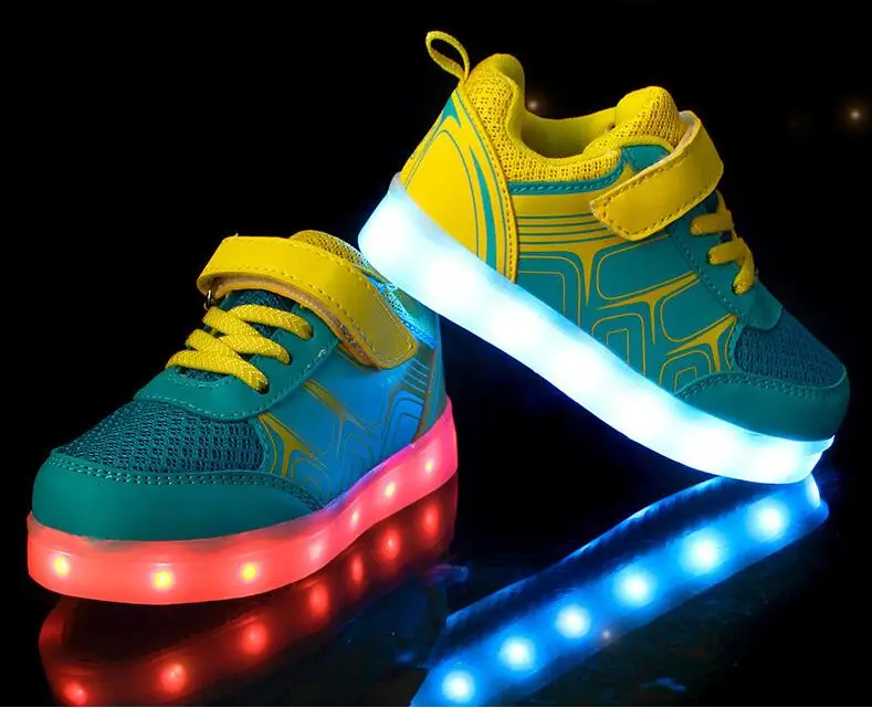 kids led shoes (66)