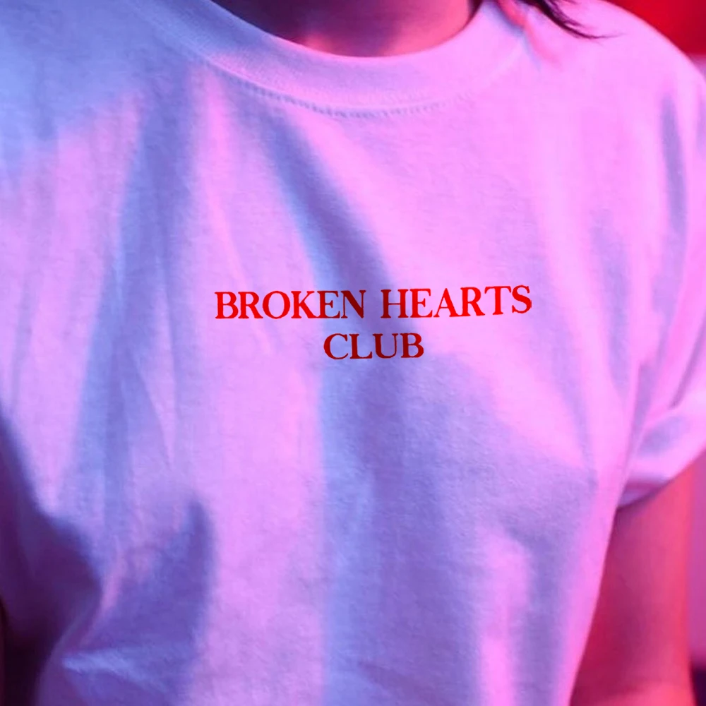 

Broken Hearts Club Chic Fashion T Shirt Harajuku Women Short Sleeve Tumblr Grunge White Tee Hipster Tumblr Female Shirts