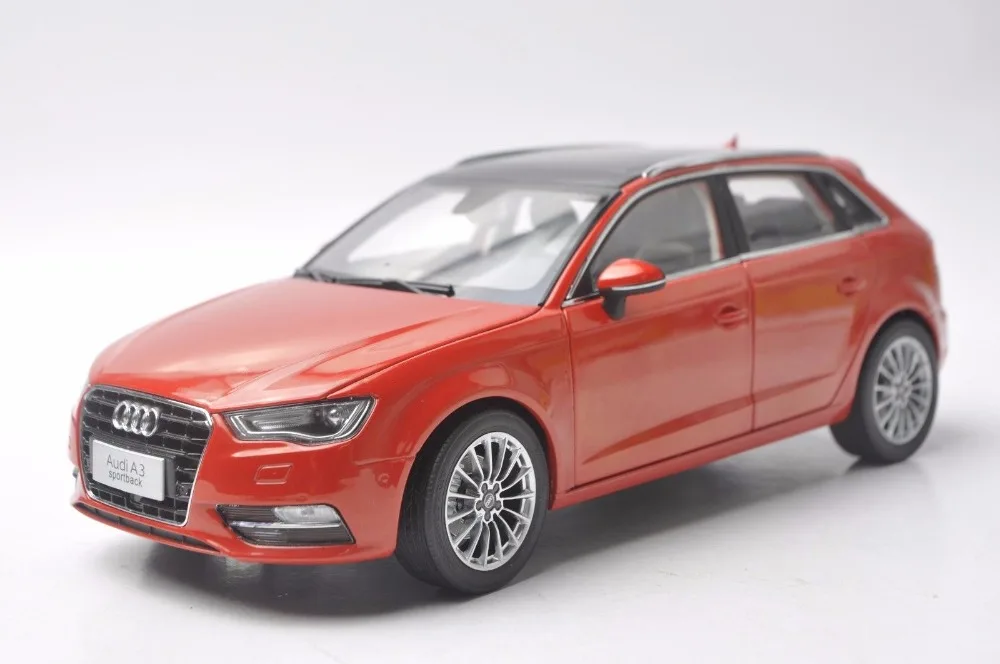 1:18 Diecast Model for Audi A3 Sportback Red SUV Alloy Toy Car Miniature Collection Gift -in