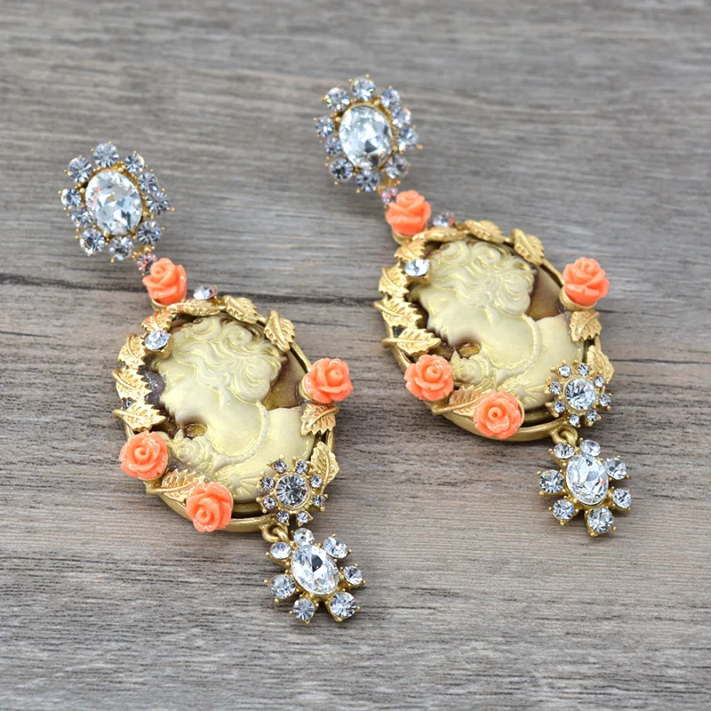 

Romantic long oval-shaped earrings fashion jewelry for women