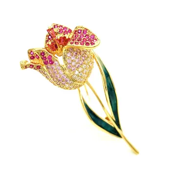 

Beautiful Vintage Micro Pave CZ Red Tulip Brooches Gold Tone Long Stem Enameled Green Leaf Tulip Flower Pins Floral Bud Jewelry